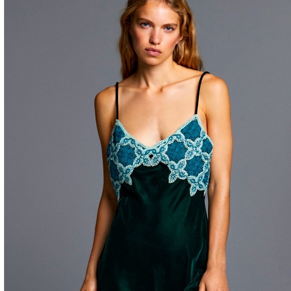 Zara Dresses & Skirts - Crochet Dress